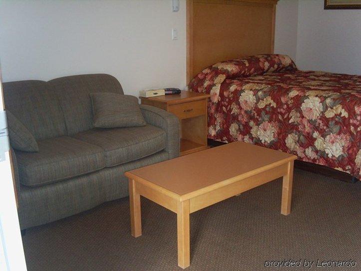 Chateau Motel Edmonton Ruang foto