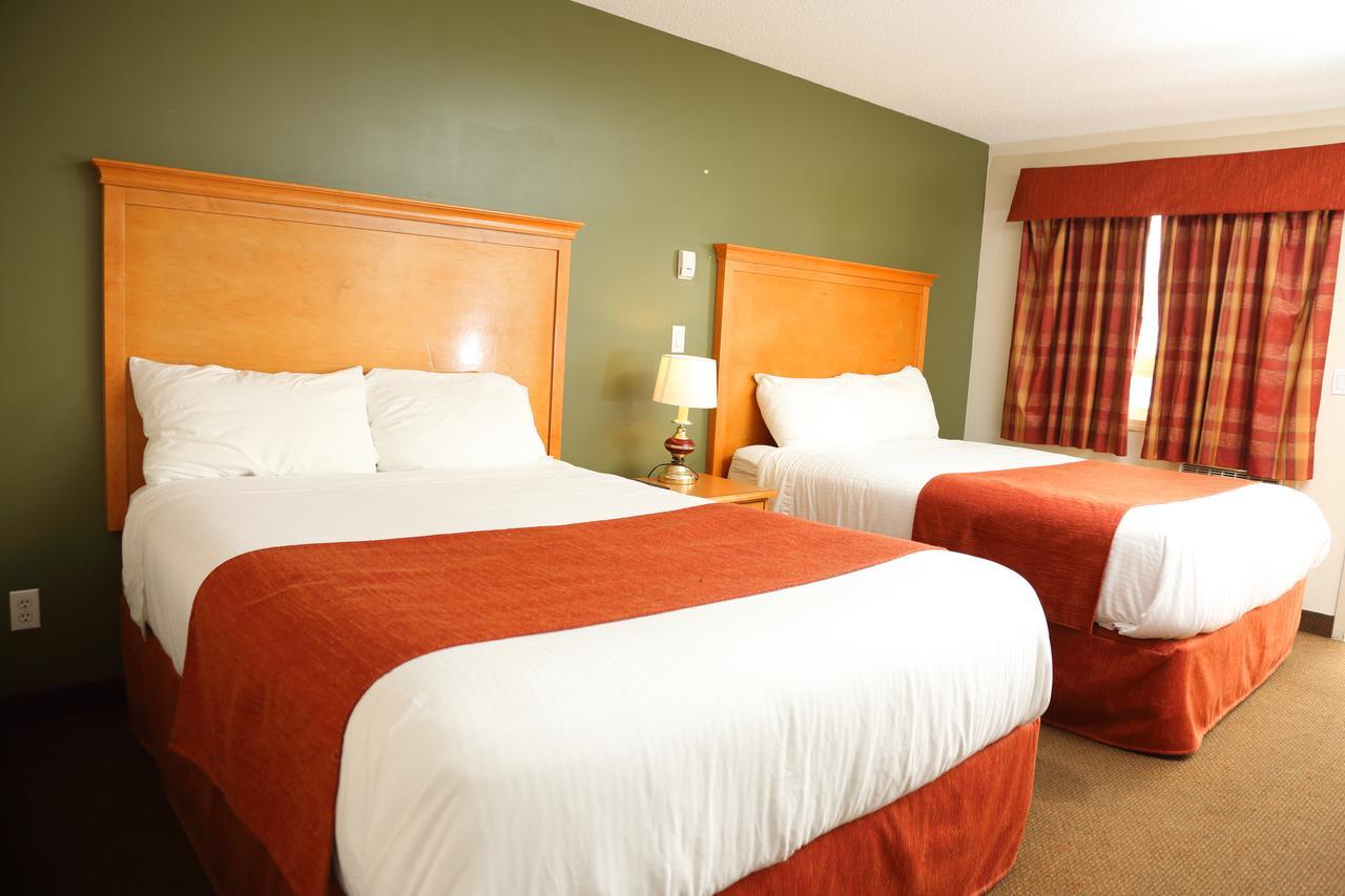 Chateau Motel Edmonton Bagian luar foto